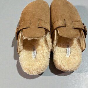 Women's LifeStride Slippers Size L (9-10) Medium Brown with Faux Fur Lining